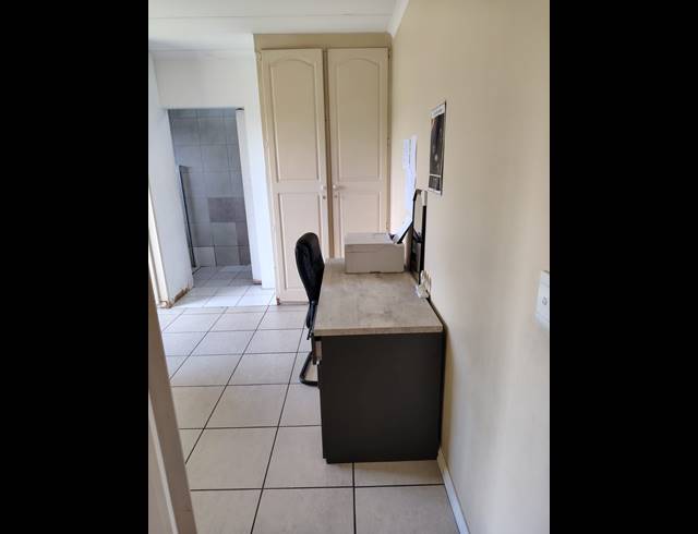 3 BEDROOM TOWNHOUSE FOR SALE IN THE WOLDS
